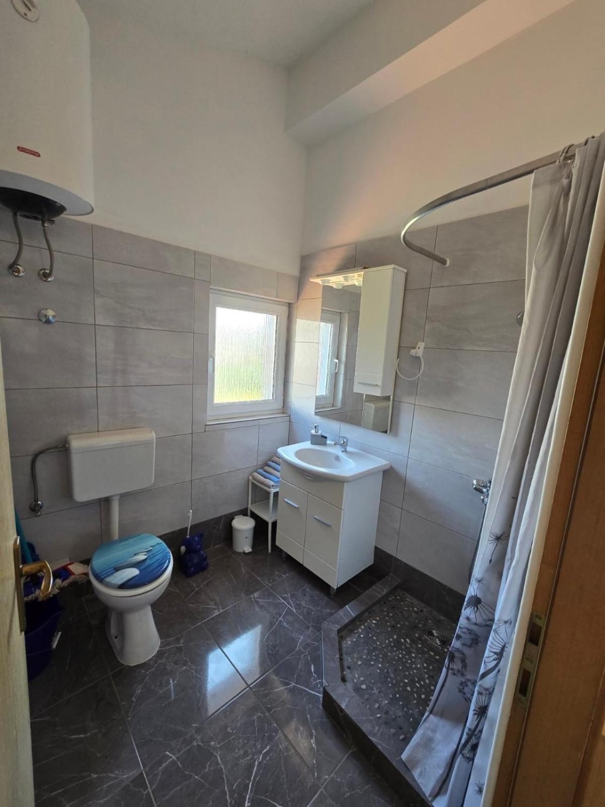 Gordana Apartments Fažana Esterno foto