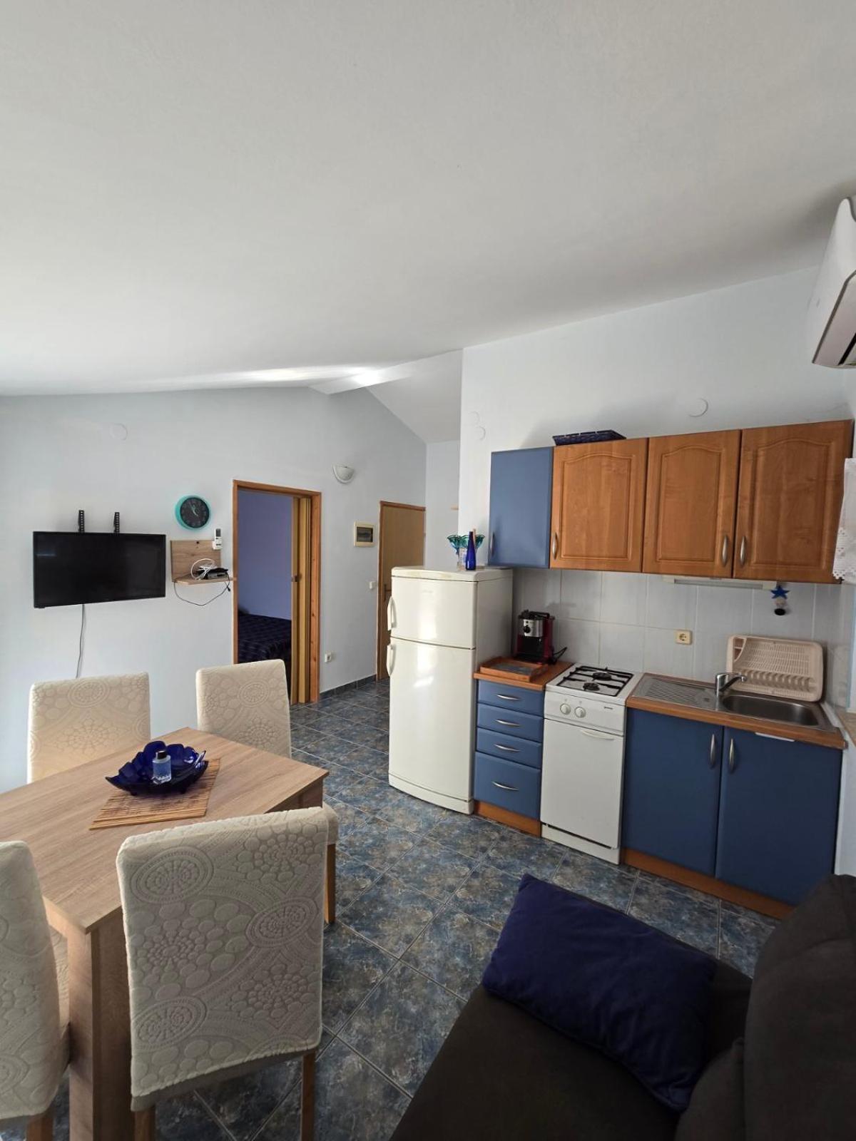 Gordana Apartments Fažana Esterno foto